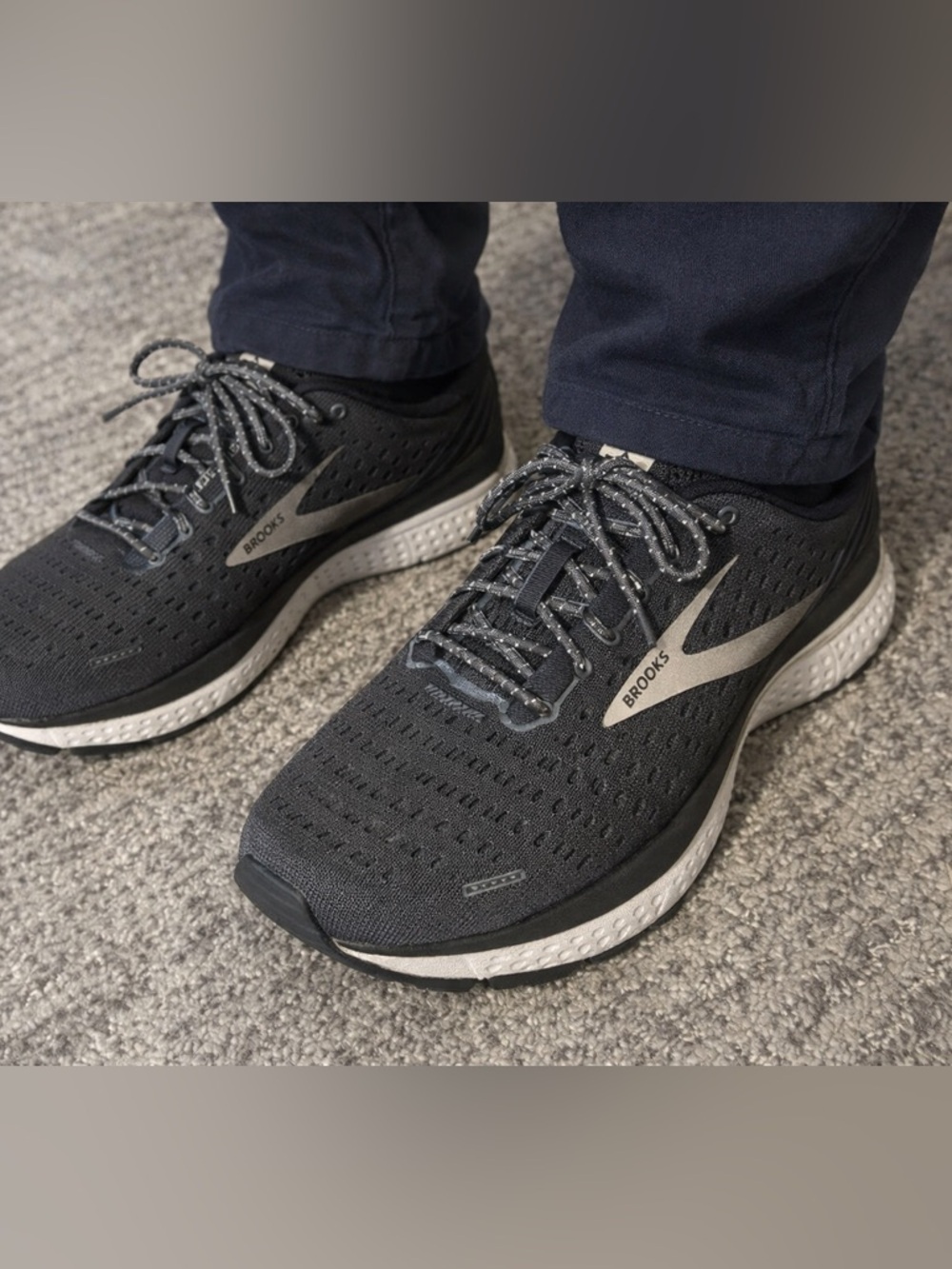 Brooks ghost 13 running shoes